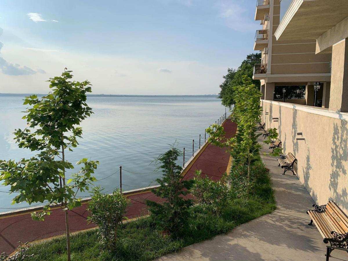 Apartment Sunset Lake View Mamaia Bagian luar foto